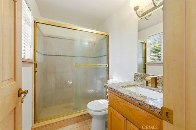 16575 Bonanza Dr, Riverside, CA 92504