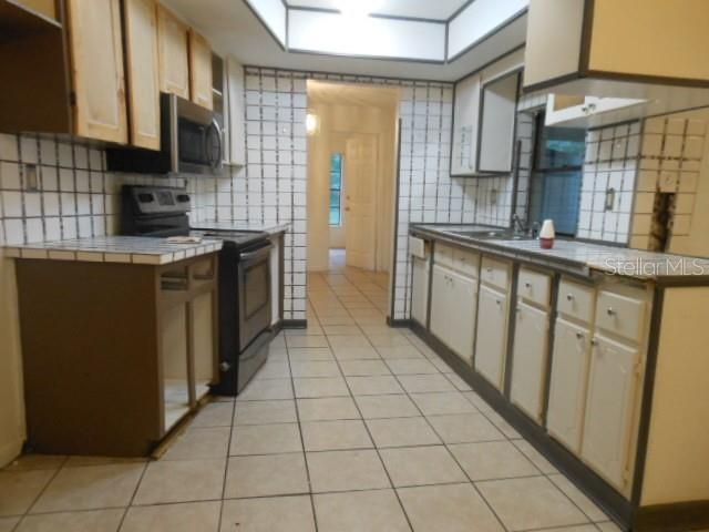 821 MOONLIGHT LANE 1, Brooksville, FL 34601