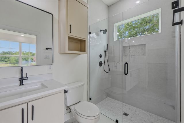 301 E Locust, Leonard, TX 75452