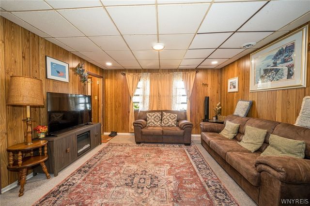 70 Wick Street, Buffalo, NY 14212