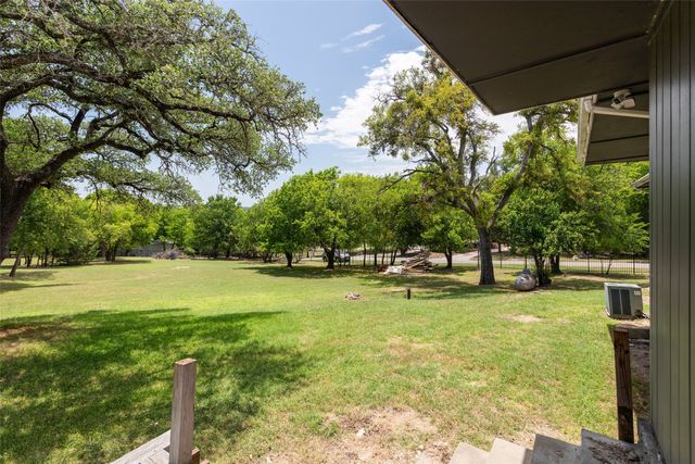 5411 Starlight Drive N, Fort Worth, TX 76126