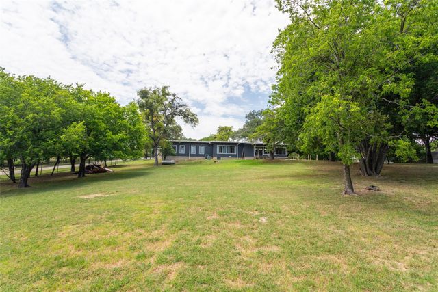 5411 Starlight Drive N, Fort Worth, TX 76126