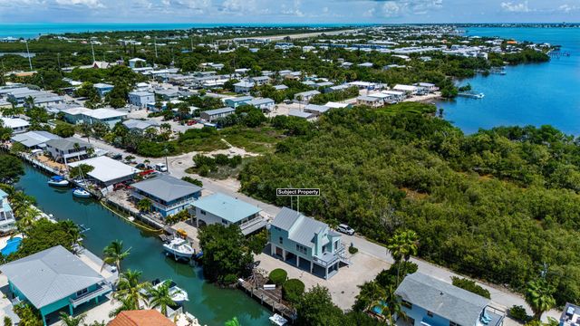 E 900 63Rd Street Ocean, Marathon, FL 33050