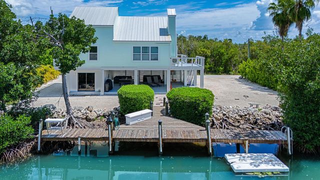 E 900 63Rd Street Ocean, Marathon, FL 33050