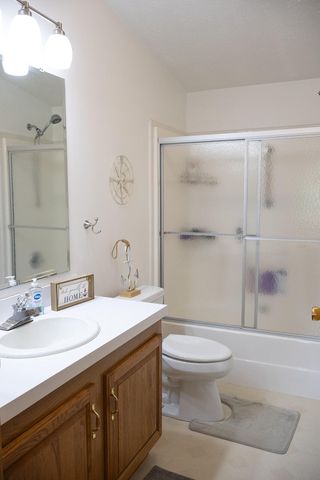 5251 Spring Creek Road, Three Oaks, MI 49128