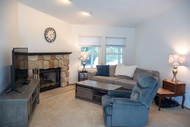 5251 Spring Creek Road, Three Oaks, MI 49128