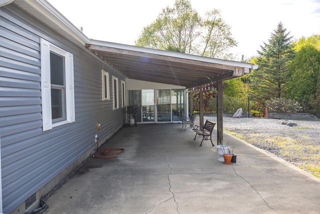 5251 Spring Creek Road, Three Oaks, MI 49128
