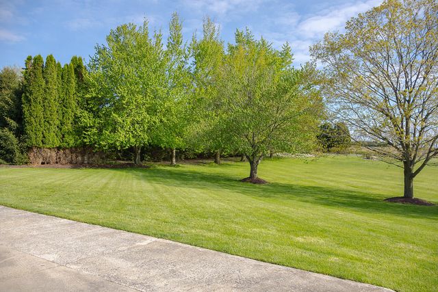 5251 Spring Creek Road, Three Oaks, MI 49128