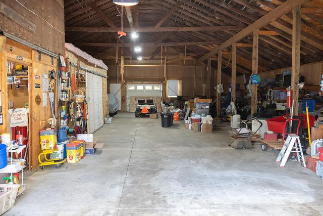 5251 Spring Creek Road, Three Oaks, MI 49128