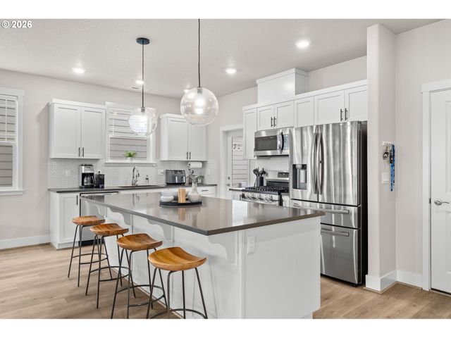 16870 Sw SUNSHINE COAST St, Tigard, OR 97224