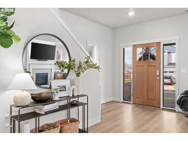 16870 Sw SUNSHINE COAST St, Tigard, OR 97224