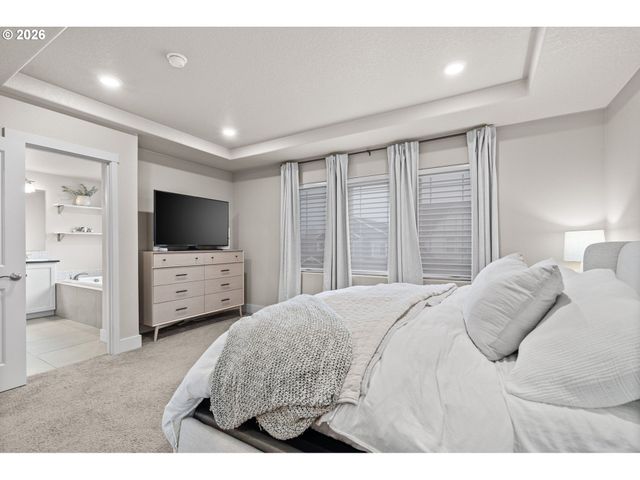 16870 Sw SUNSHINE COAST St, Tigard, OR 97224