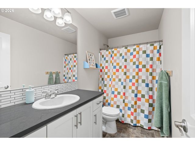 16870 Sw SUNSHINE COAST St, Tigard, OR 97224