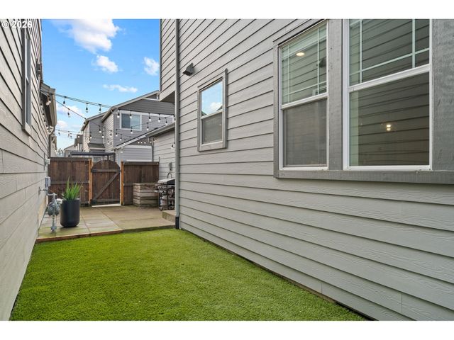 16870 Sw SUNSHINE COAST St, Tigard, OR 97224