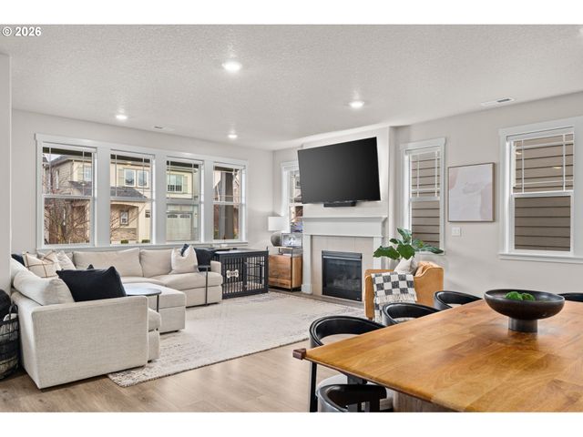 16870 Sw SUNSHINE COAST St, Tigard, OR 97224