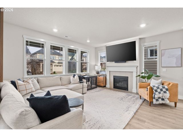 16870 Sw SUNSHINE COAST St, Tigard, OR 97224