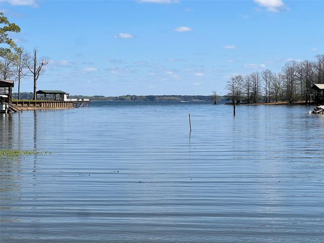 1776 Lakeshore Drive, Hemphill, TX 75948