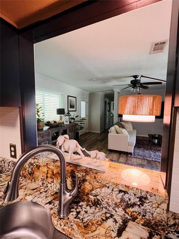 1776 Lakeshore Drive, Hemphill, TX 75948