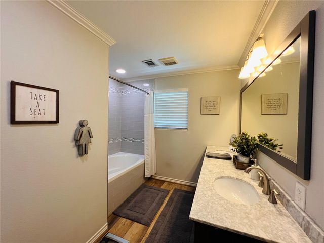 1776 Lakeshore Drive, Hemphill, TX 75948