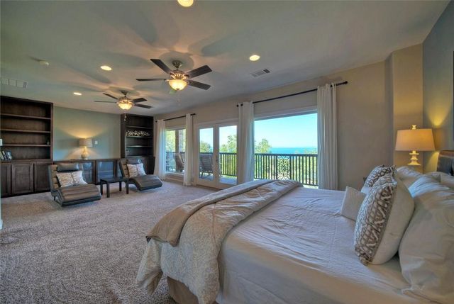 206 Forest DR, Buchanan Dam, TX 78609