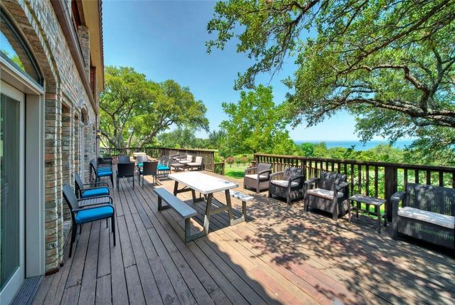 206 Forest DR, Buchanan Dam, TX 78609