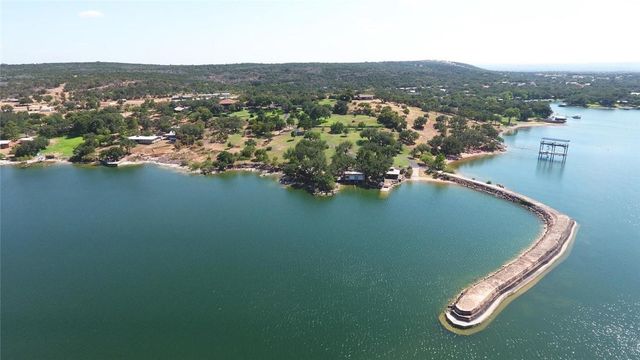 206 Forest DR, Buchanan Dam, TX 78609
