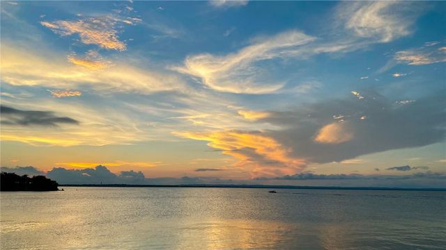 206 Forest DR, Buchanan Dam, TX 78609