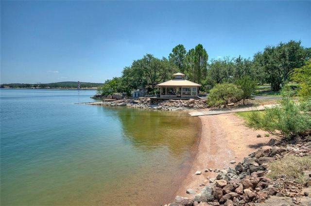 206 Forest DR, Buchanan Dam, TX 78609