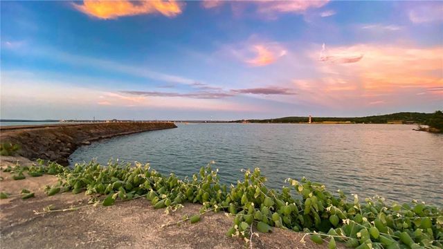 206 Forest DR, Buchanan Dam, TX 78609