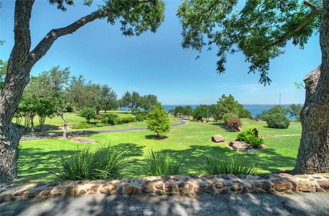 206 Forest DR, Buchanan Dam, TX 78609