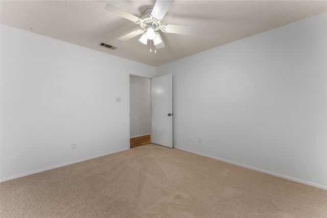 546 Karen Drive, Robinson, TX 76706