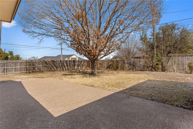 546 Karen Drive, Robinson, TX 76706