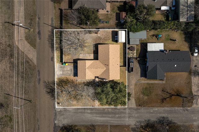 546 Karen Drive, Robinson, TX 76706