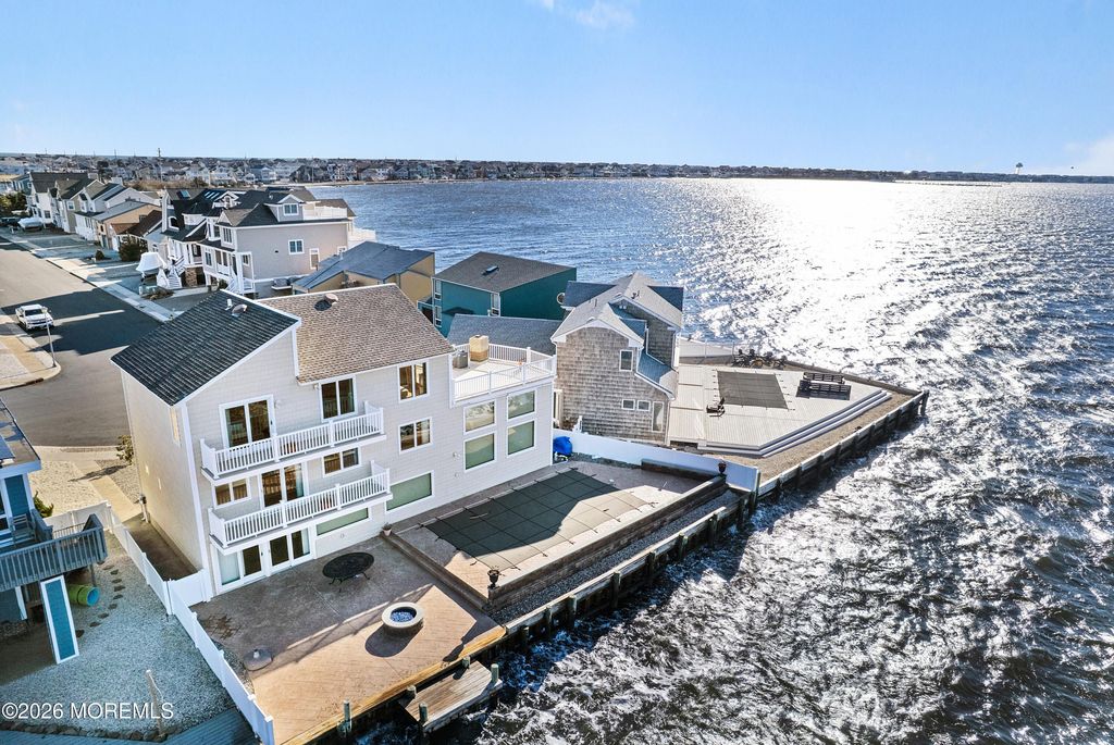 225 K Court, Seaside Park, NJ 08752