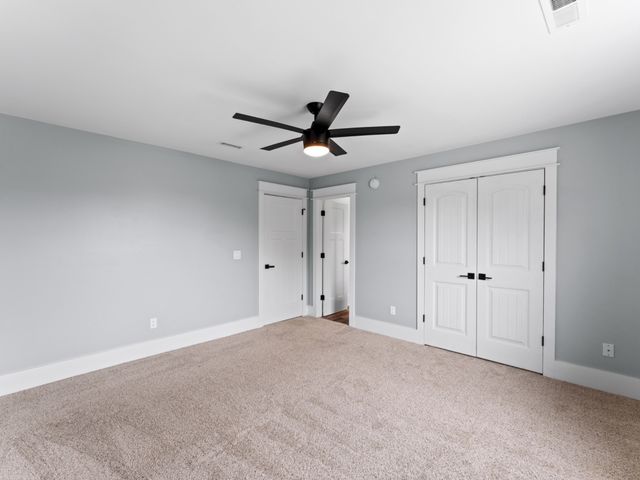 229 Jones Mill Rd, La Vergne, TN 37086