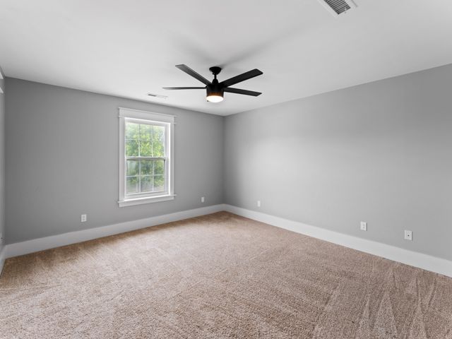 229 Jones Mill Rd, La Vergne, TN 37086
