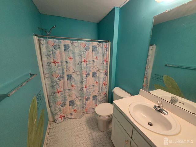 1206 Blossom Circle, South Brunswick, NJ 08810