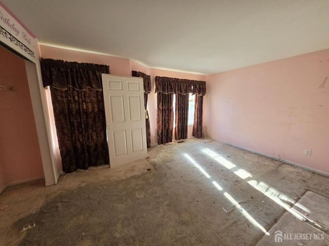 1206 Blossom Circle, South Brunswick, NJ 08810