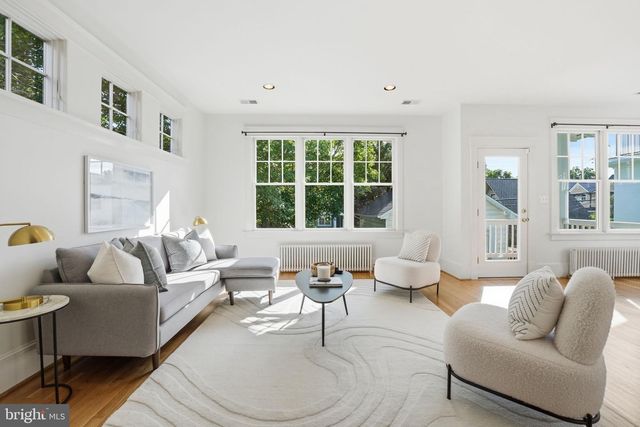 1602 N DANVILLE ST, Arlington, VA 22201