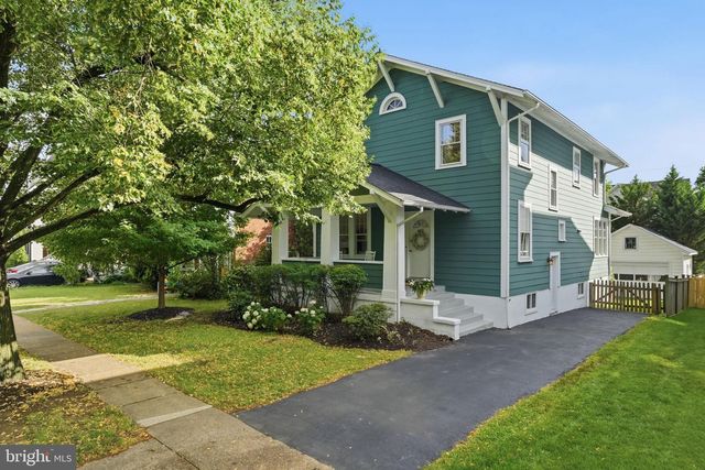 1602 N DANVILLE ST, Arlington, VA 22201