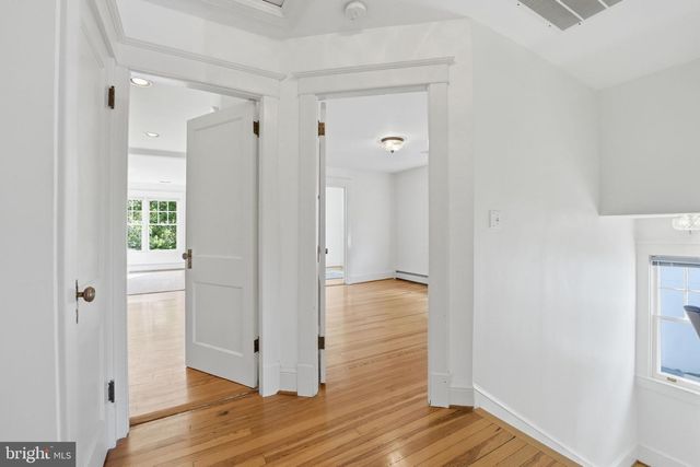1602 N DANVILLE ST, Arlington, VA 22201