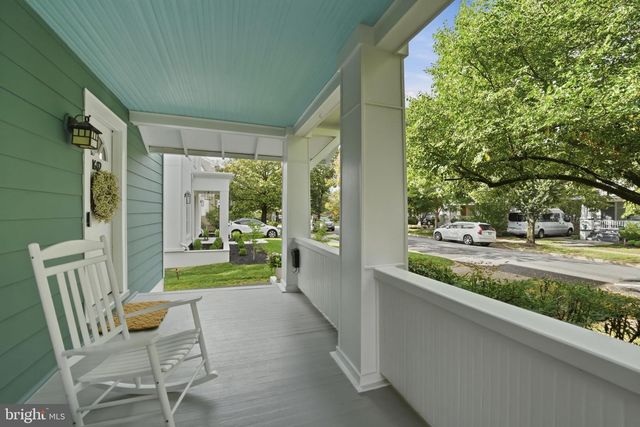 1602 N DANVILLE ST, Arlington, VA 22201