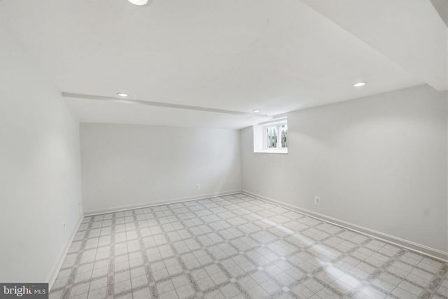 1602 N DANVILLE ST, Arlington, VA 22201