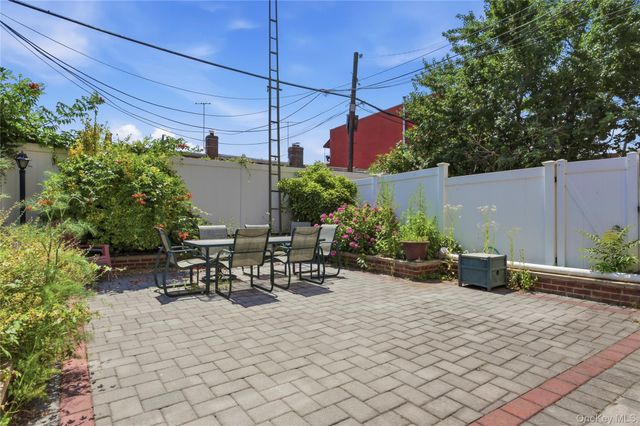 2511 44th Street, Astoria, NY 11103