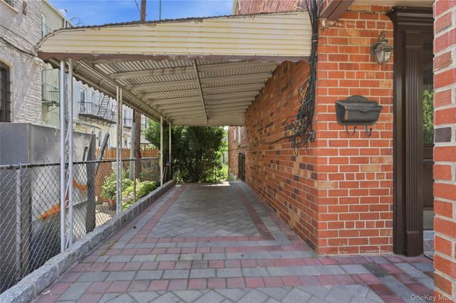 2511 44th Street, Astoria, NY 11103