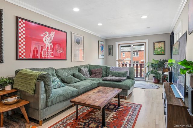 2511 44th Street, Astoria, NY 11103