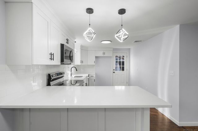 170 Farview Avenue, Wolcott, CT 06716