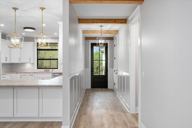 911 Augusta Drive, Lufkin, TX 75901