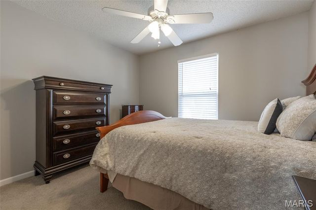 5013 Royal Burgess Drive, St Peters, MO 63304