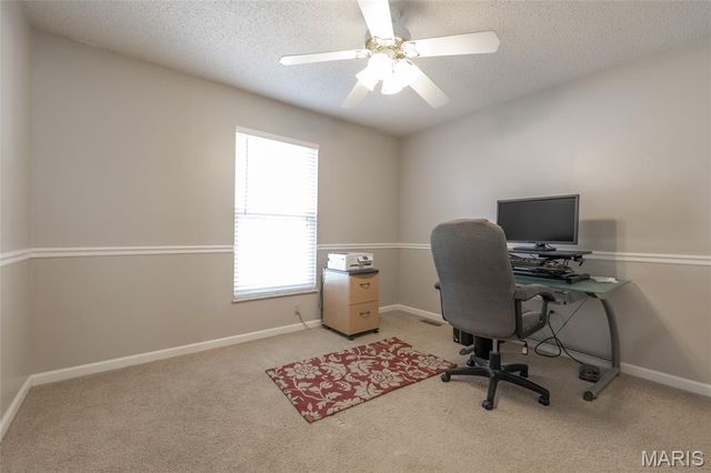 5013 Royal Burgess Drive, St Peters, MO 63304